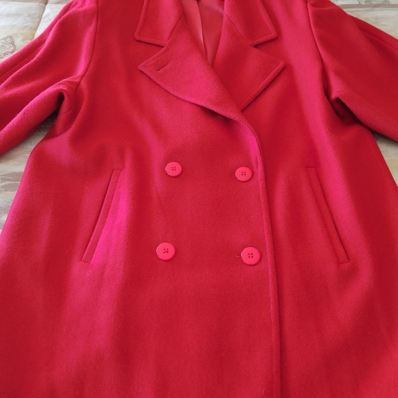 Coat - Picture 11 of 11